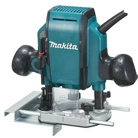 Makita RP0900 900 Watt Dik Freze ürün görseli